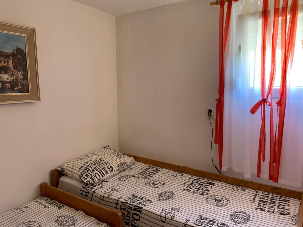 Katy'S Place Кърк Екстериор снимка
